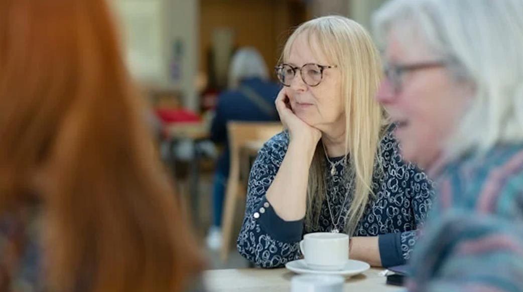 高齡者成詐騙首要目標，美國退休金融機構如何利用 AI 保護老年人