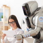 喂养机器人，人类工作影片需求大增