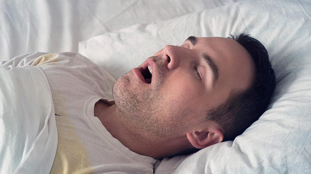 别以为打呼是睡得好　当心睡眠呼吸中止症警讯
