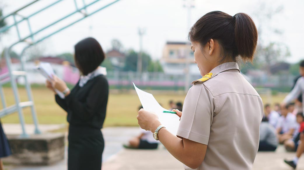 酌限学生人权给予教师管教权实为校园安全之关键