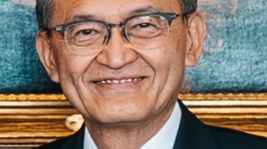 搭上AI狂潮，英特尔的转机来了