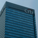 金融 AI 不只搶營收,Citi、FCA 示警:下一場競賽是防詐、監管與責任歸屬 金融 AI 不只搶營收,Citi、FCA 示警:下一場競賽是防詐、監管與責任歸屬