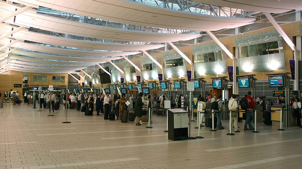加拿大机场民营化：旅客权益是升级还是遭殃？