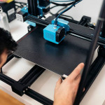 19岁青年靠3D打印双层保温杯套年收破80万美元